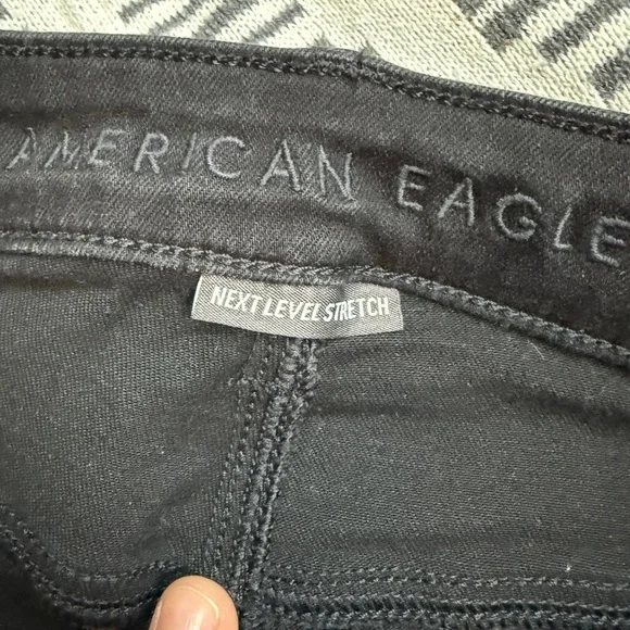 American Eagle Outfitters Black Distressed Super Hi-Rise Jeans - Picture 6 of 8
